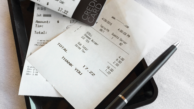 ニューヨークのレストラン、カフェでクレジットカードで支払い