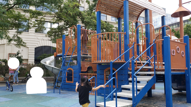A Playground in Brooklyn Bridge Park、 DUMBO　ダンボの公園