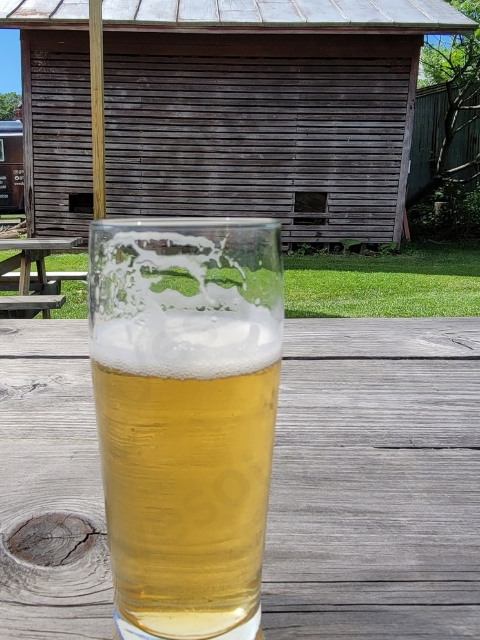 Wayward Lane Brewingの作りたてビール