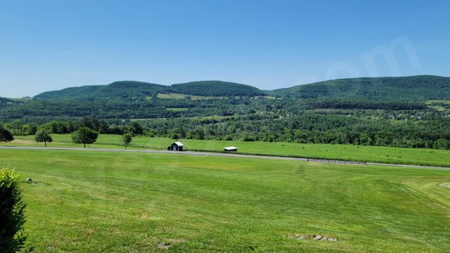 HOWE CAVERNS in New York State