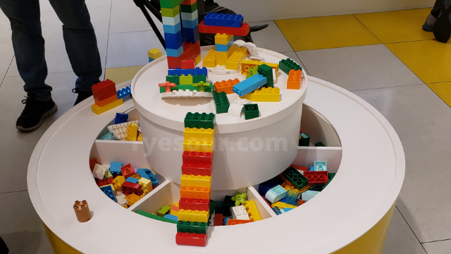レゴストア 子供むけ DUPLO デュプロテーブル