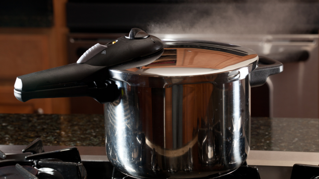 Pressure cooker 圧力鍋