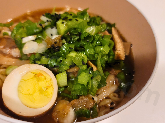 自家製醤油ラーメンをAfternoon Teaのどんぶりに入れたところ